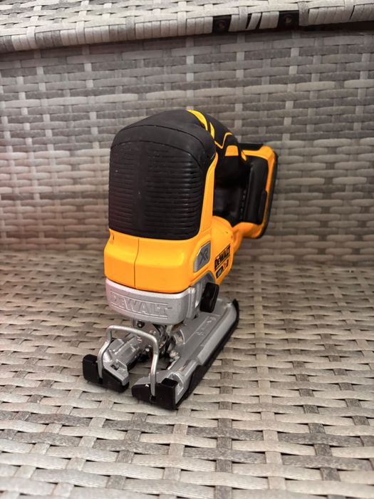 Pendular dewalt DCS334