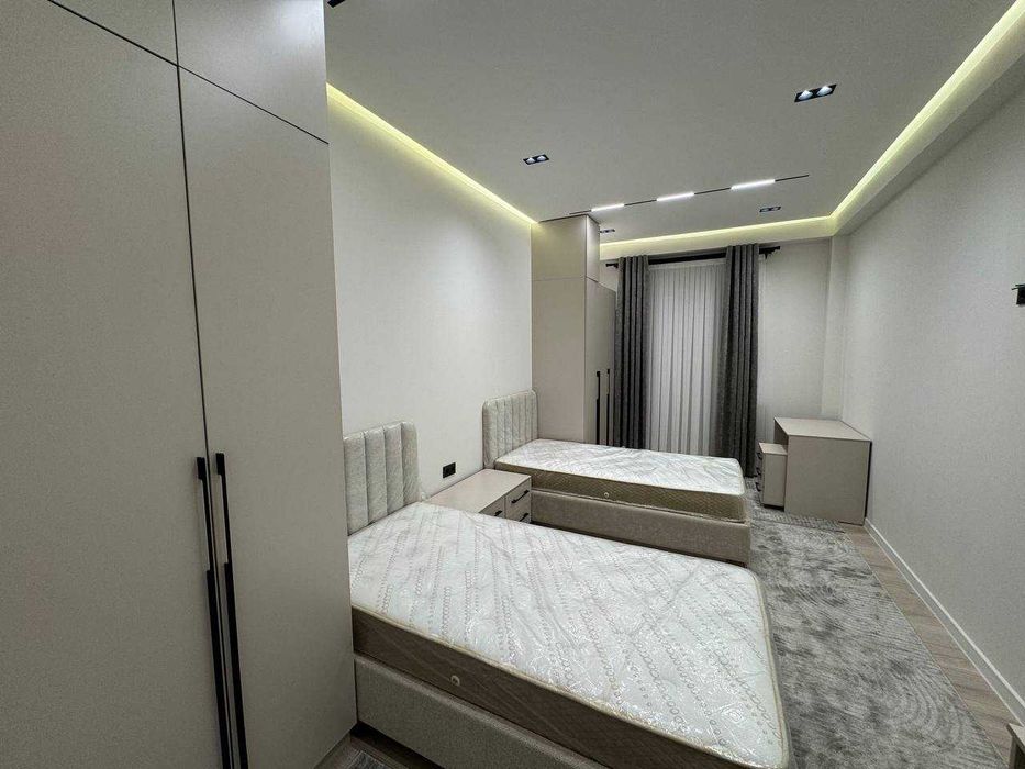 СРОЧНО СДАМ! 3х комн. Новостройка 131(м2), ул Бобур БКС