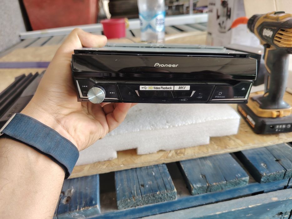 Pioneer AVH-7250BT, SONY 500WAT