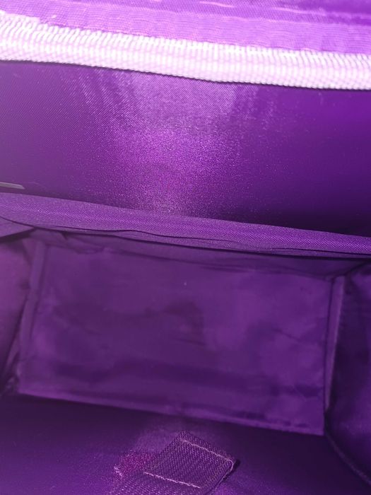 Ghiozdan Tiger,  mov