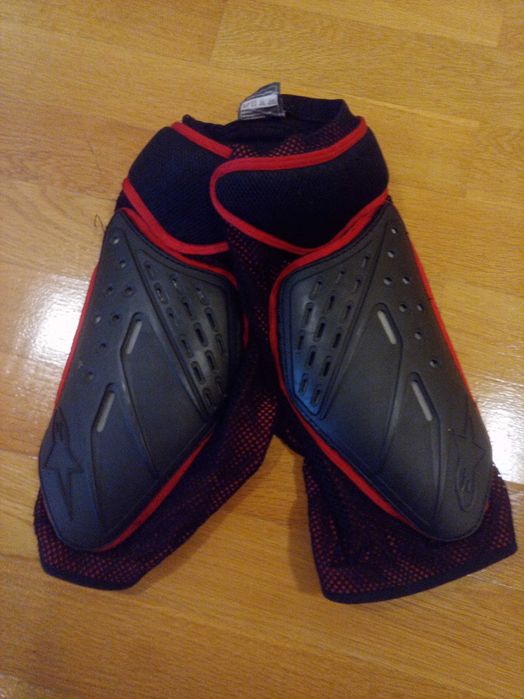 Къси панталони/протектори за мотокрос alpinestar