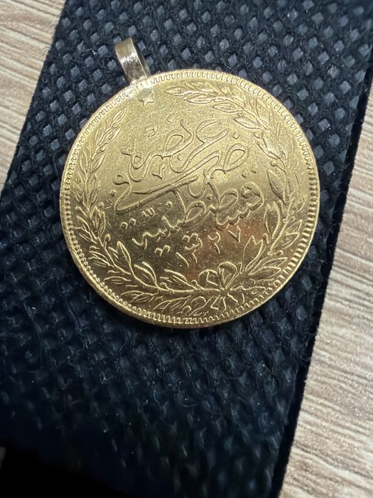 Златна монета 22 карата