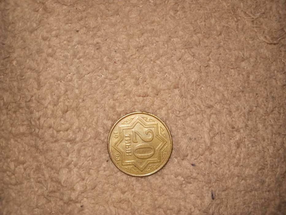 Продам колекционые монеты