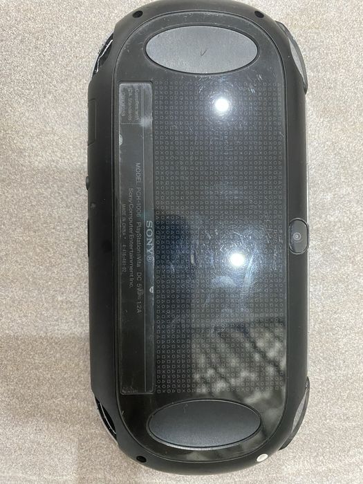 Продам PlayStation Vita