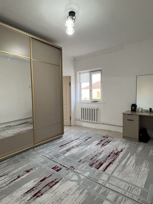 Еркінқала-2 ден 2 бөлмелі времянка сатылады.