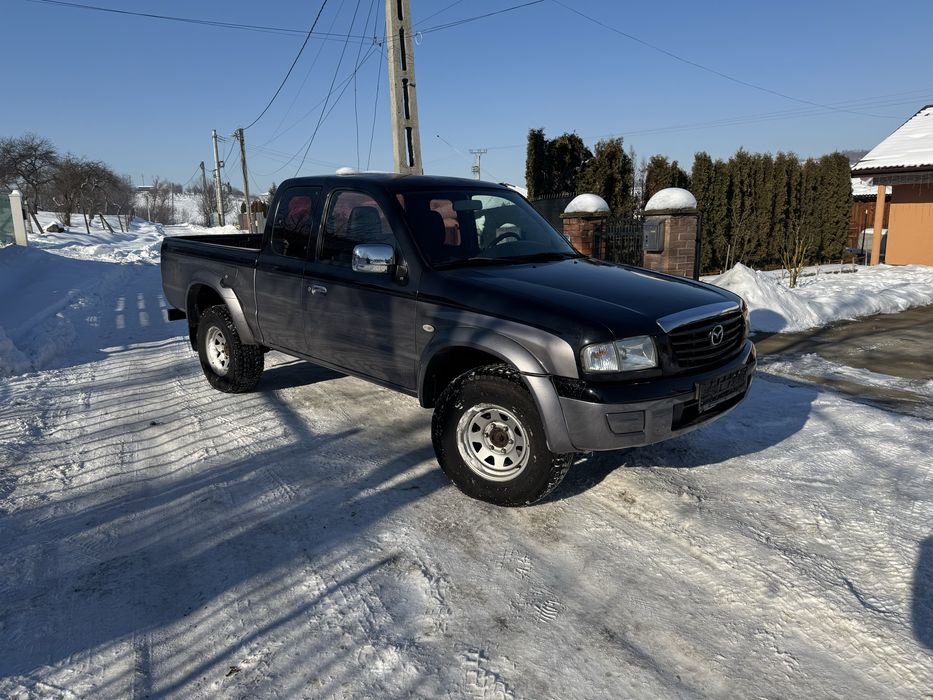 Vand Mazda B 2500