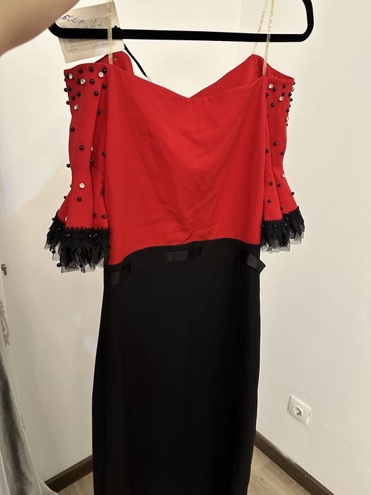 Платье вечернее нарядное