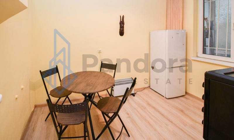 Дава се под наем Тристаен апартамент в София, Лозенец - 70 кв.м за 575 € - Снимка #4