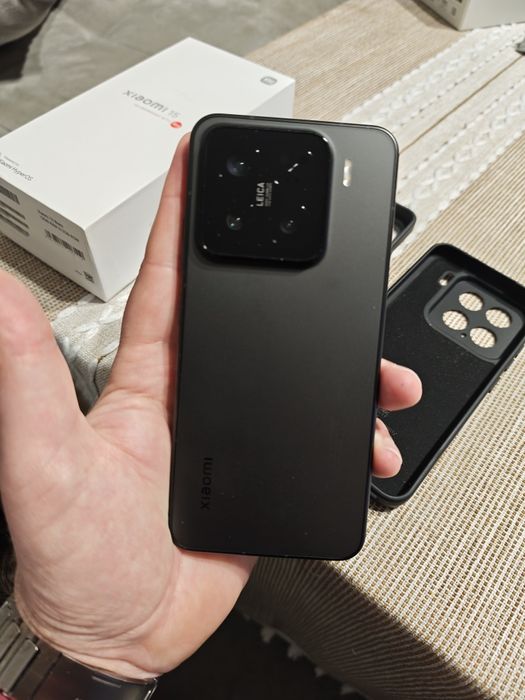 XIAOMI 15 BLACK 512 Ram/12 GB