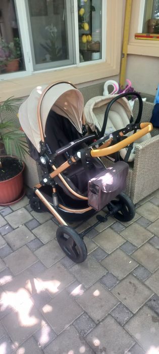 Cărucior 3 în 1 Beleco + scoica bebe