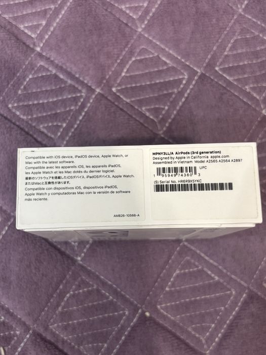 Аирподсы оригинал