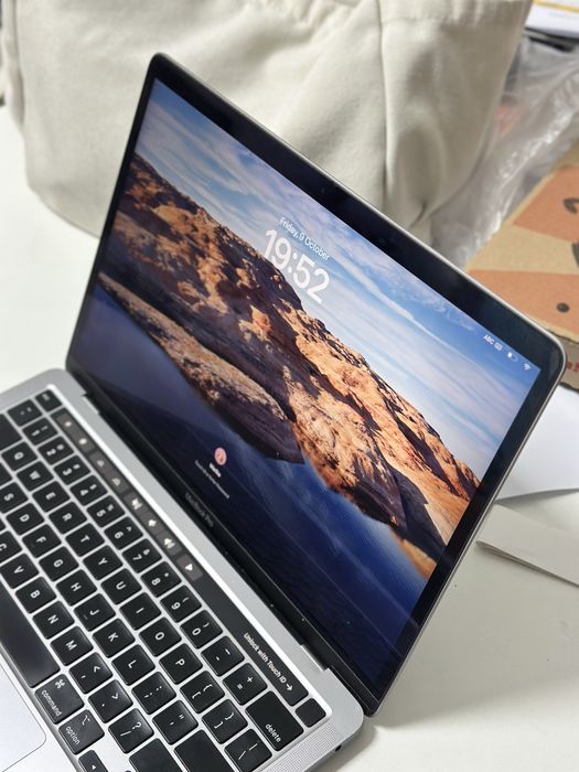 Macbook Pro 2020 срочно!