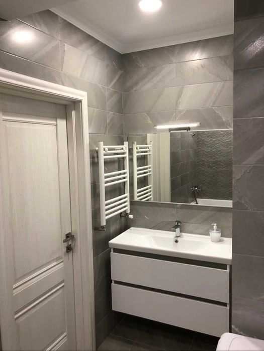 Дава се под наем Двустаен апартамент в София, Обеля 1 - 82 кв.м за 380 € - Снимка #1