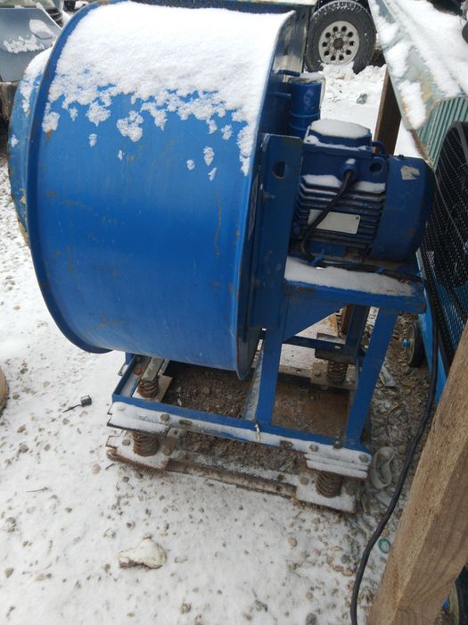 Продам вытишку 220 в