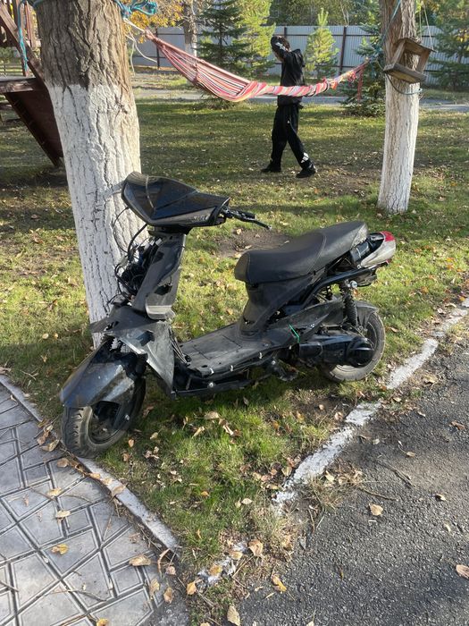 Продам 125 кубов скутер