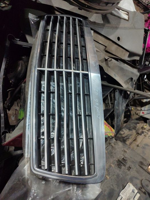 Решетка Мерседес W210