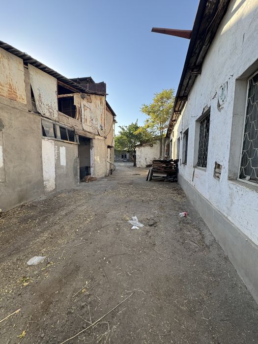 Сотиладиган ер саракулкда,Ал Бадр масжиди ёнида