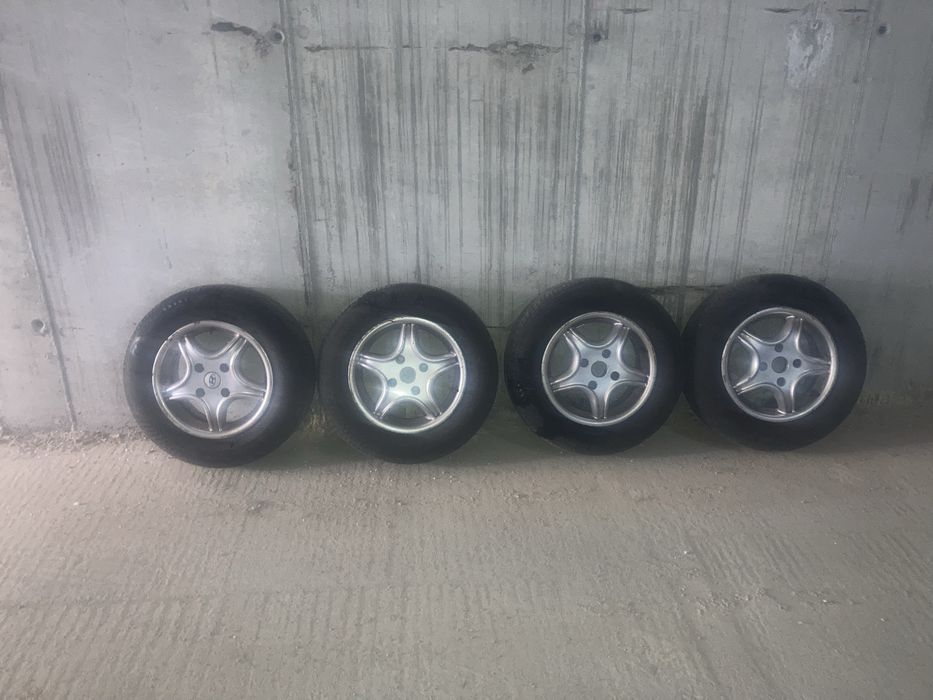 Джанти Хюндай с летни гуми 185/70 R14