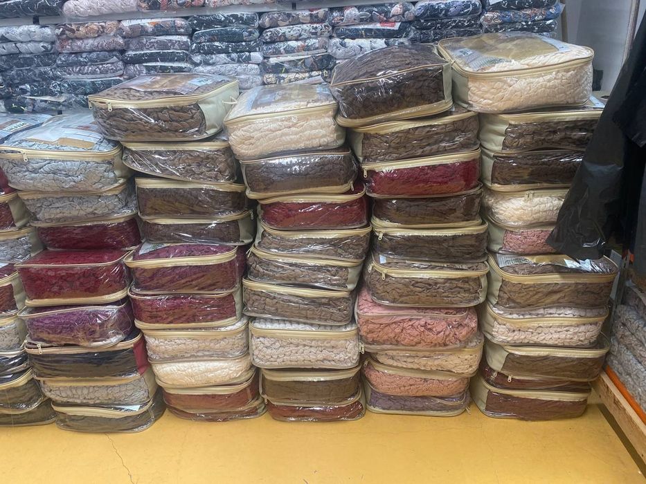 Husa cu volanase/fără volanase