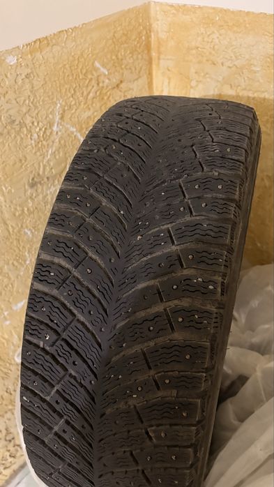 Зимние Michelin 235/55 R19