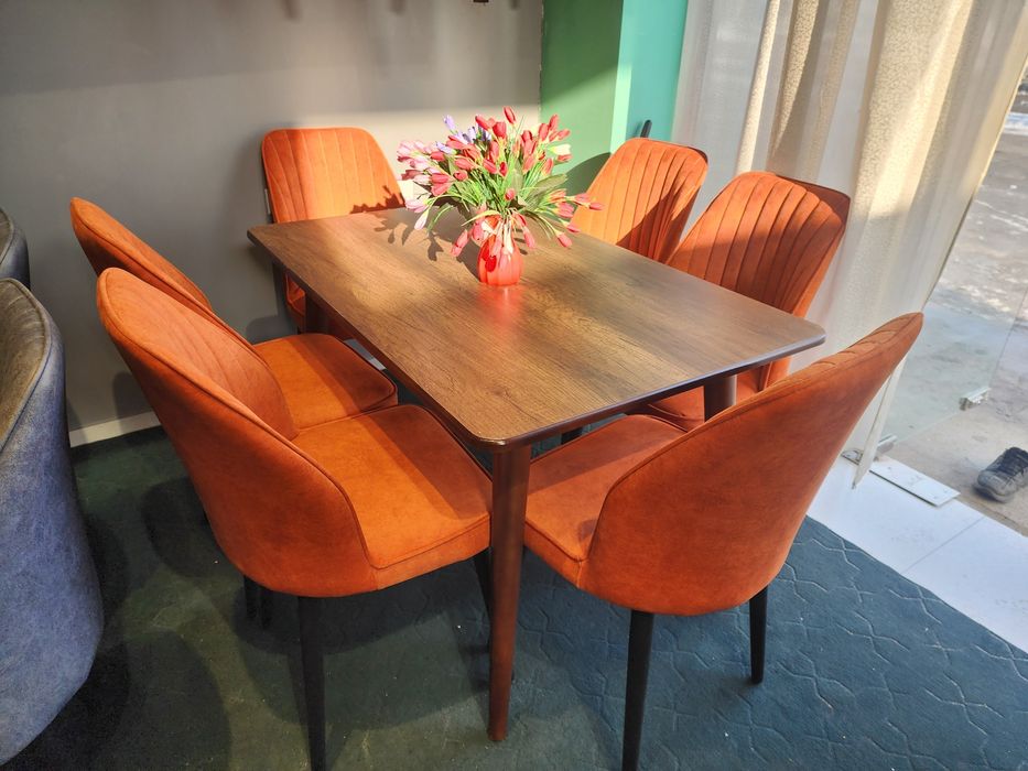 Стол и стулья от комфорт мебель. Для Кухонный наборы.