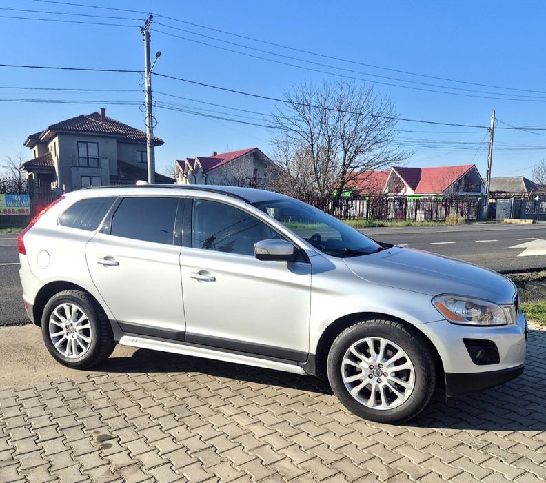 VOLVO XC 60 / 2.4 D / Cutie Automata / 4X4 / Finantare / Garantie