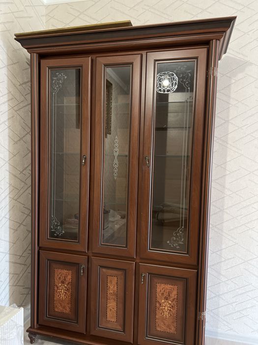 Сервант для посуды