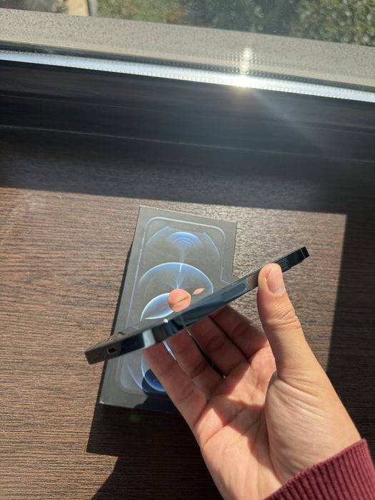 Iphone 12 Pro, Идеал без ремонта!