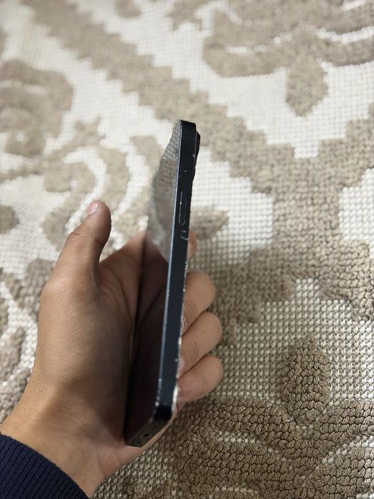 Продам iPhone 14