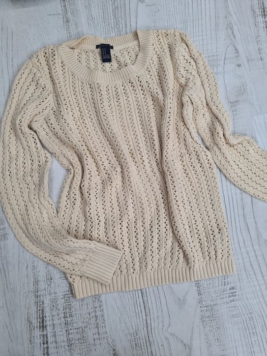 Дамски пуловери С/М