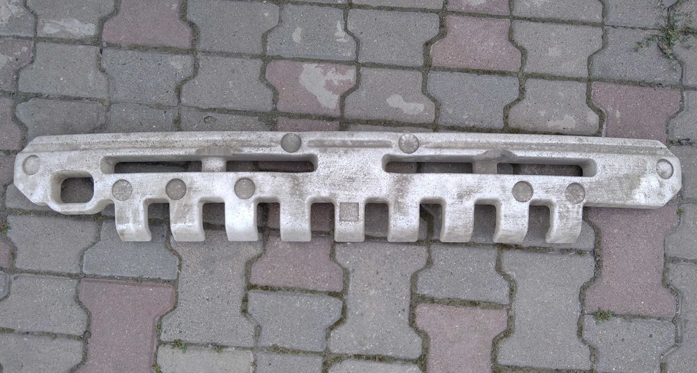 Наполнитель бампера Subaru Tribeca 2006