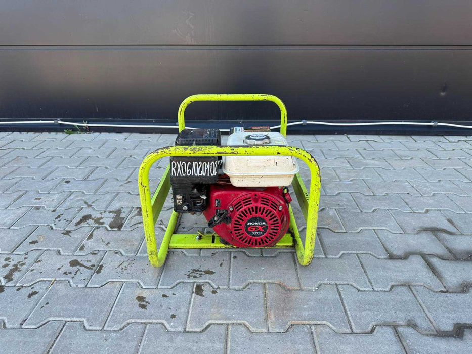 Генератор монофазен 2.2 kW Pramac Е 3200 2010