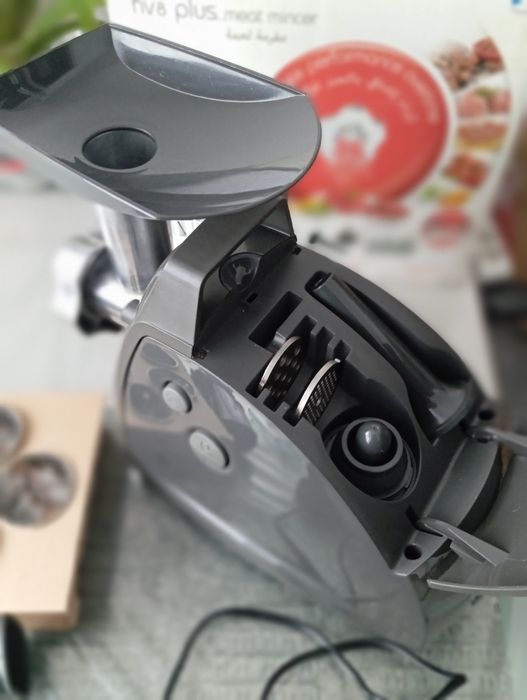 Мясорубка Moulinex hv 8 plus