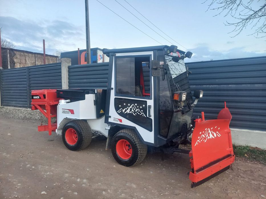 Mașina zăpadă lama zăpadă sararita Nimos 4x4 ( unimog multicar )