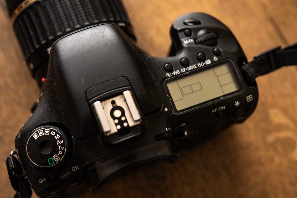 Canon EOS 7D, Тamron17-50 f2.8, TT685c, 3 батерии, 2 бр CF и чанта.