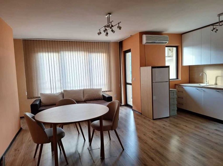 Дава се под наем Двустаен апартамент в София, Люлин - център - 64 кв.м за 588 € - Снимка #1