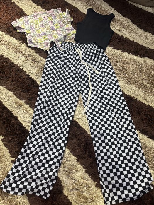 Одежда летняя на девочку 10-12 лет