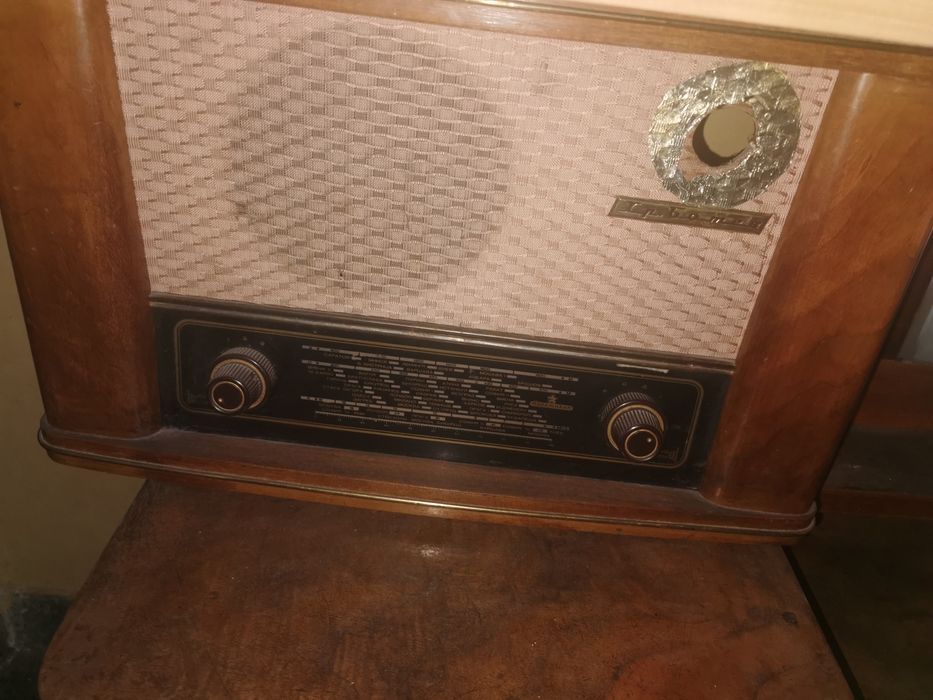 Антики. И старинни предмети. Цени по договаряне. Виж снимките.