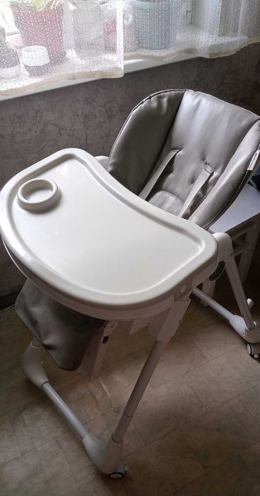 Детский стульчик для кормления