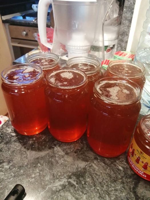 Продавам пчелен мед.