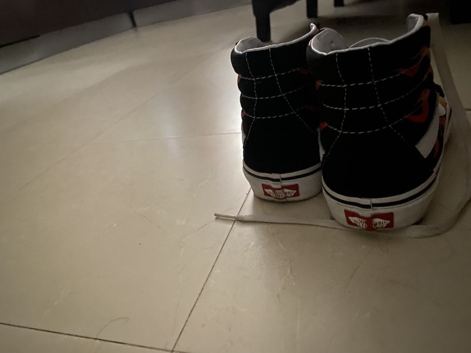 Adidasi vans cu model