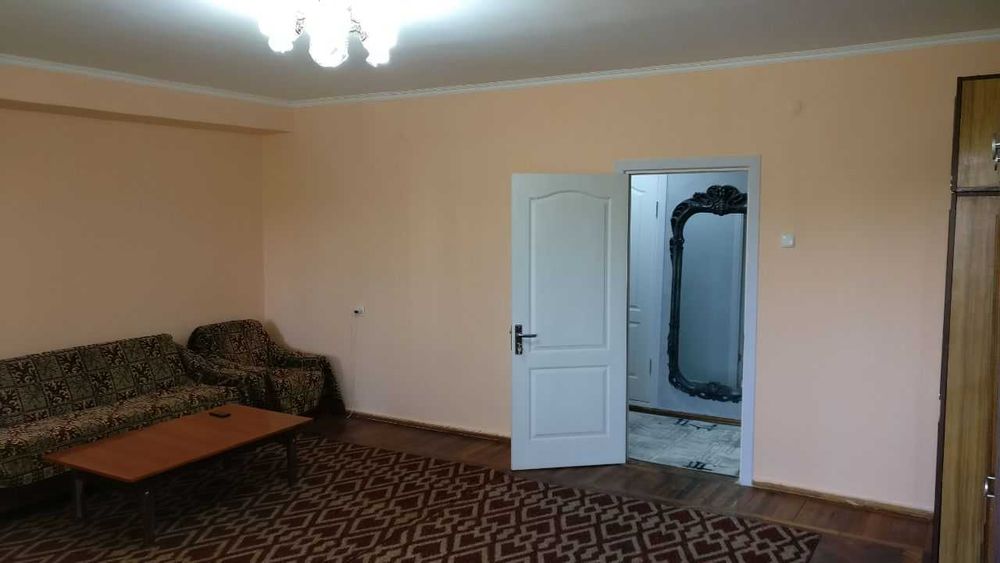 3-х комнатная на Дружба Народов 93м2