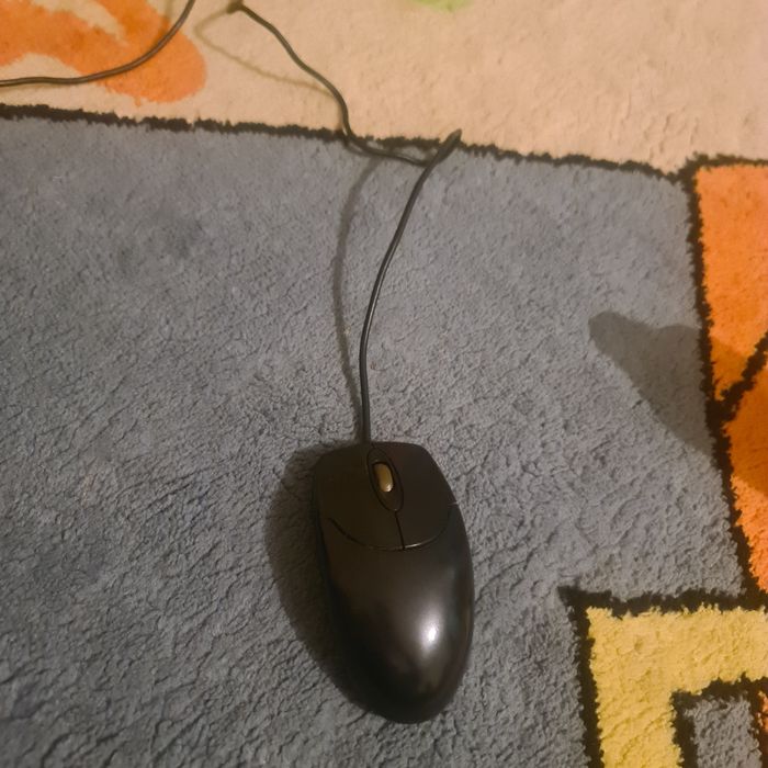 Ноутбук DELL старый