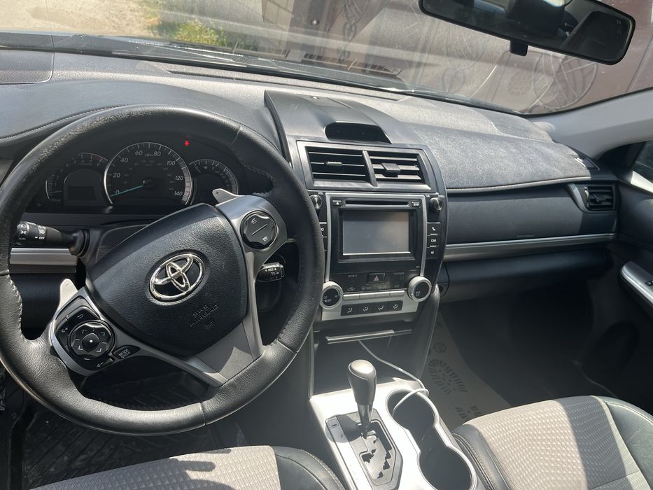 Toyota camry 50 SE