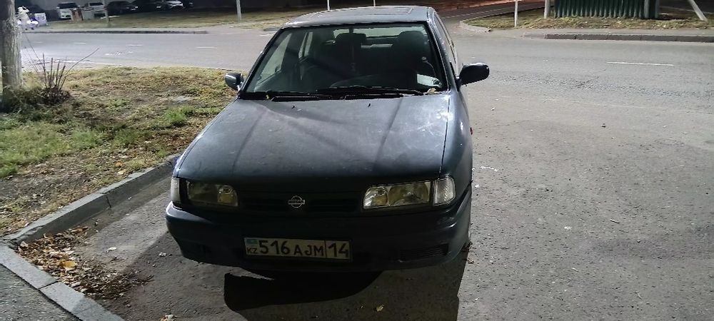 Ниссан премьера 1994
