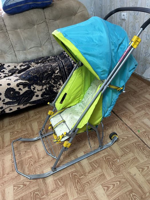 Продам санки коляска