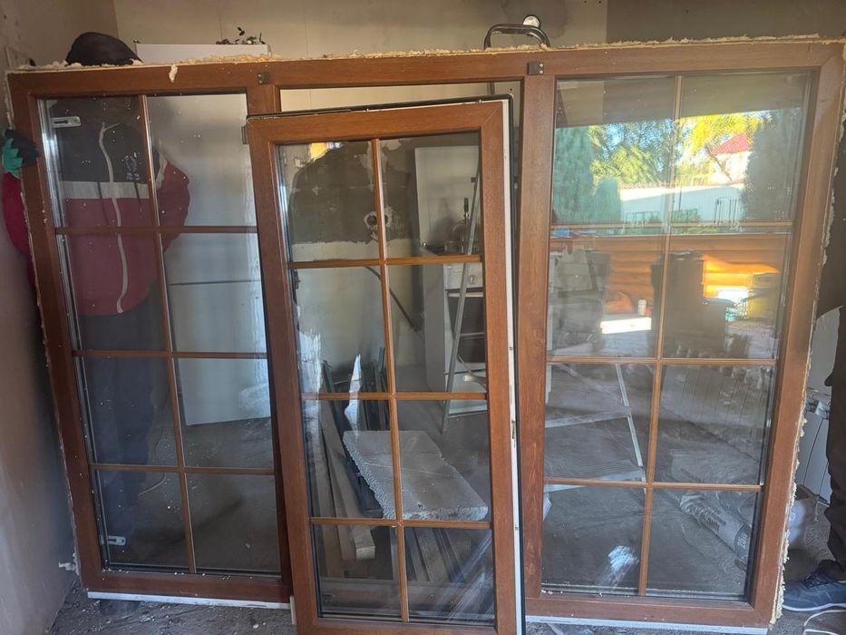 Продам пластиковую раму