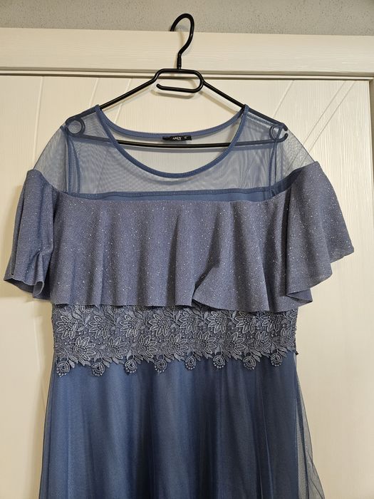 Дамска официална рокля