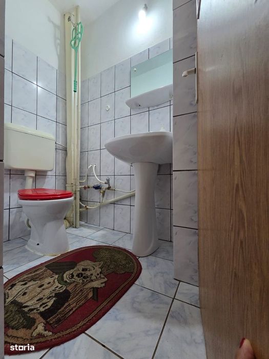 Apartament 3 camere, --Zona Anaf,--- Etaj.2/4