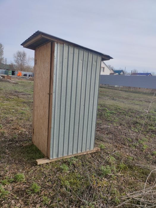 Продам уличный туалет